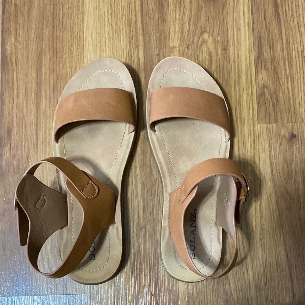 Women's Tan Sandals